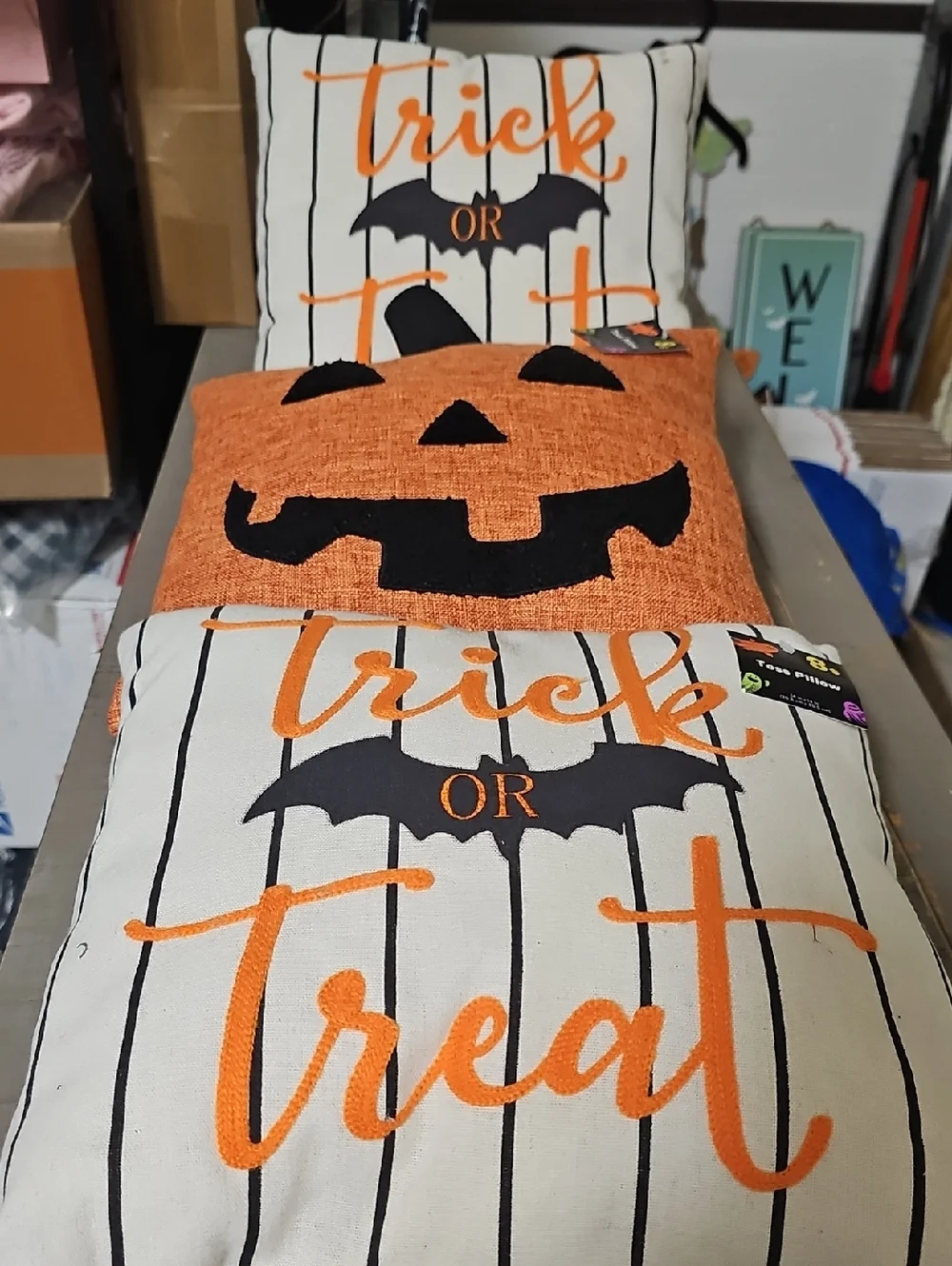 Nwt 3 Halloween Trick or Treat Decorative Pillow Set - Orange & Cream